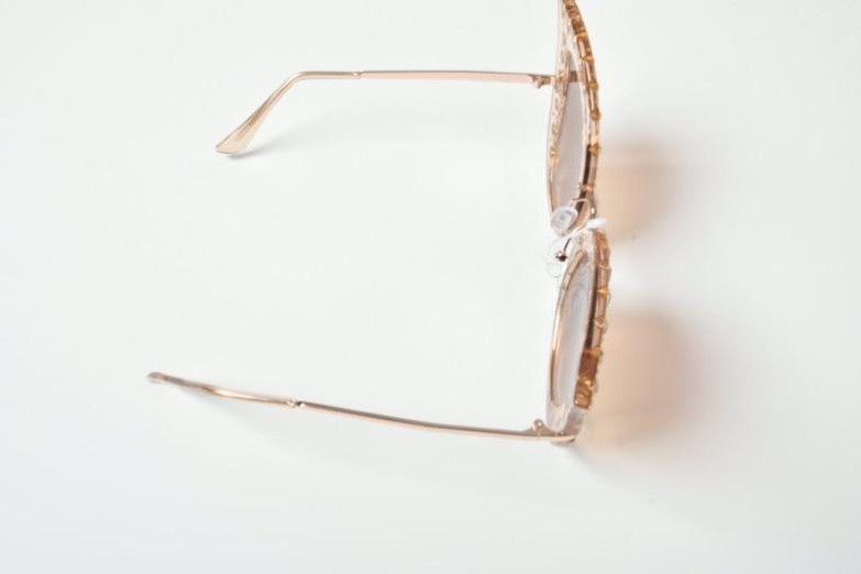 Shady Londyn Cat Eye Sunglasses for women, Trendy Fashion Sunglasses, Classic Fit, UV 400 Protection.