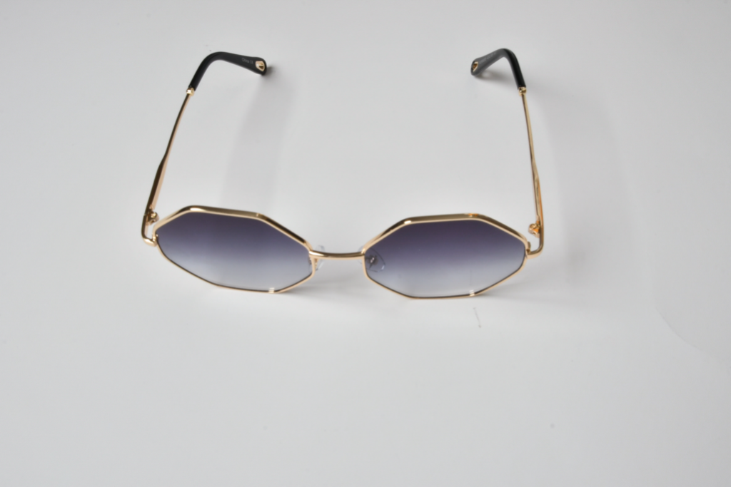 Shady Londyn Oversize Iconic Sunglasses for women, The latest sunglasses fashion trends, stylish vintage shade, Classic Fit, with UV 400