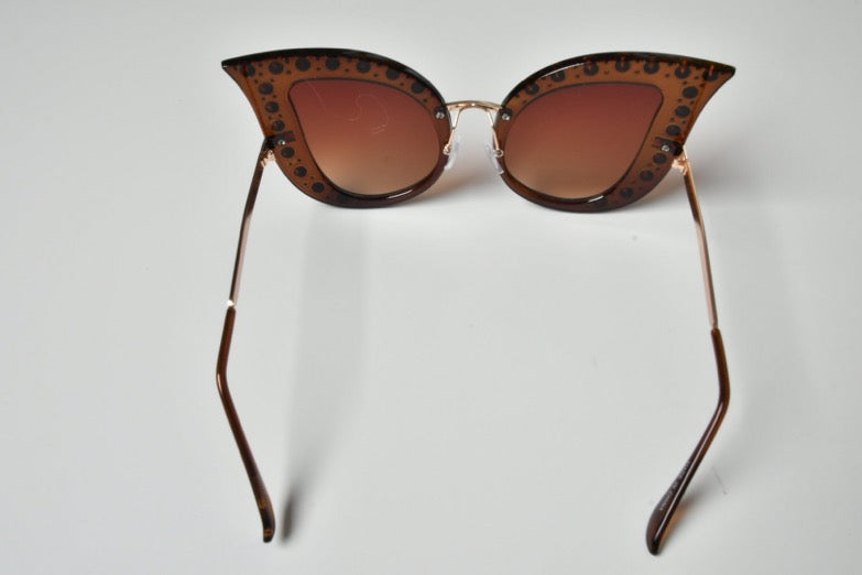 Shady Londyn Cat Eye Sunglasses for women, Trendy Fashion Sunglasses, Classic Fit, UV 400 Protection.