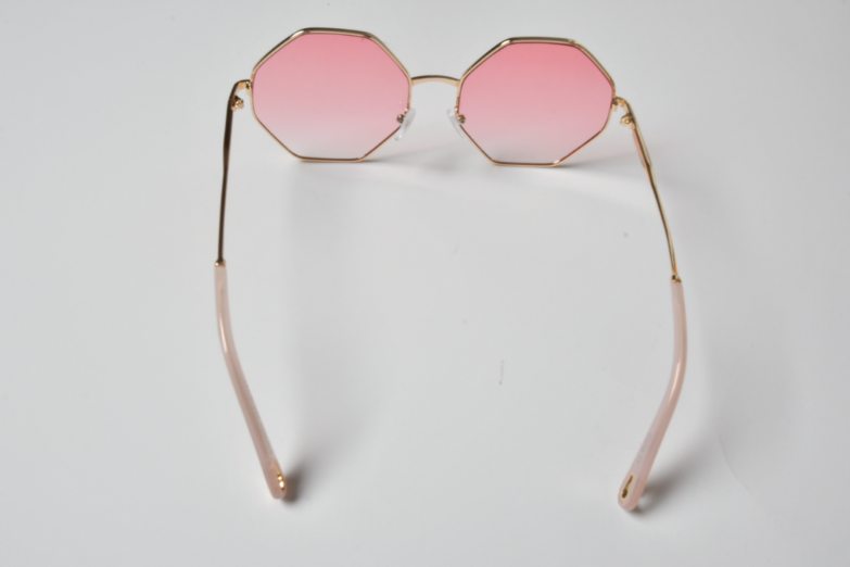 Shady Londyn Oversize Iconic Sunglasses for women, The latest sunglasses fashion trends, stylish vintage shade, Classic Fit, with UV 400 